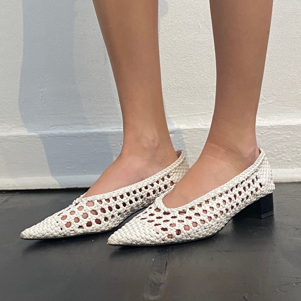 Zara Trafaluc white summery kitten heel